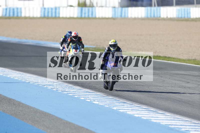 /02 28.-31.01.2025 Moto Center Thun Jerez/gruen-green/44